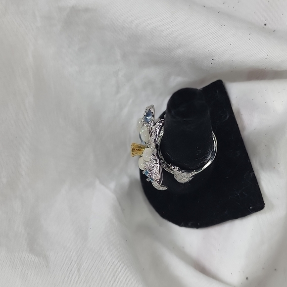 SLIVER FLOWER RING - Picture 4 of 5